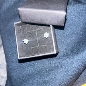 Mossiante stud earrings